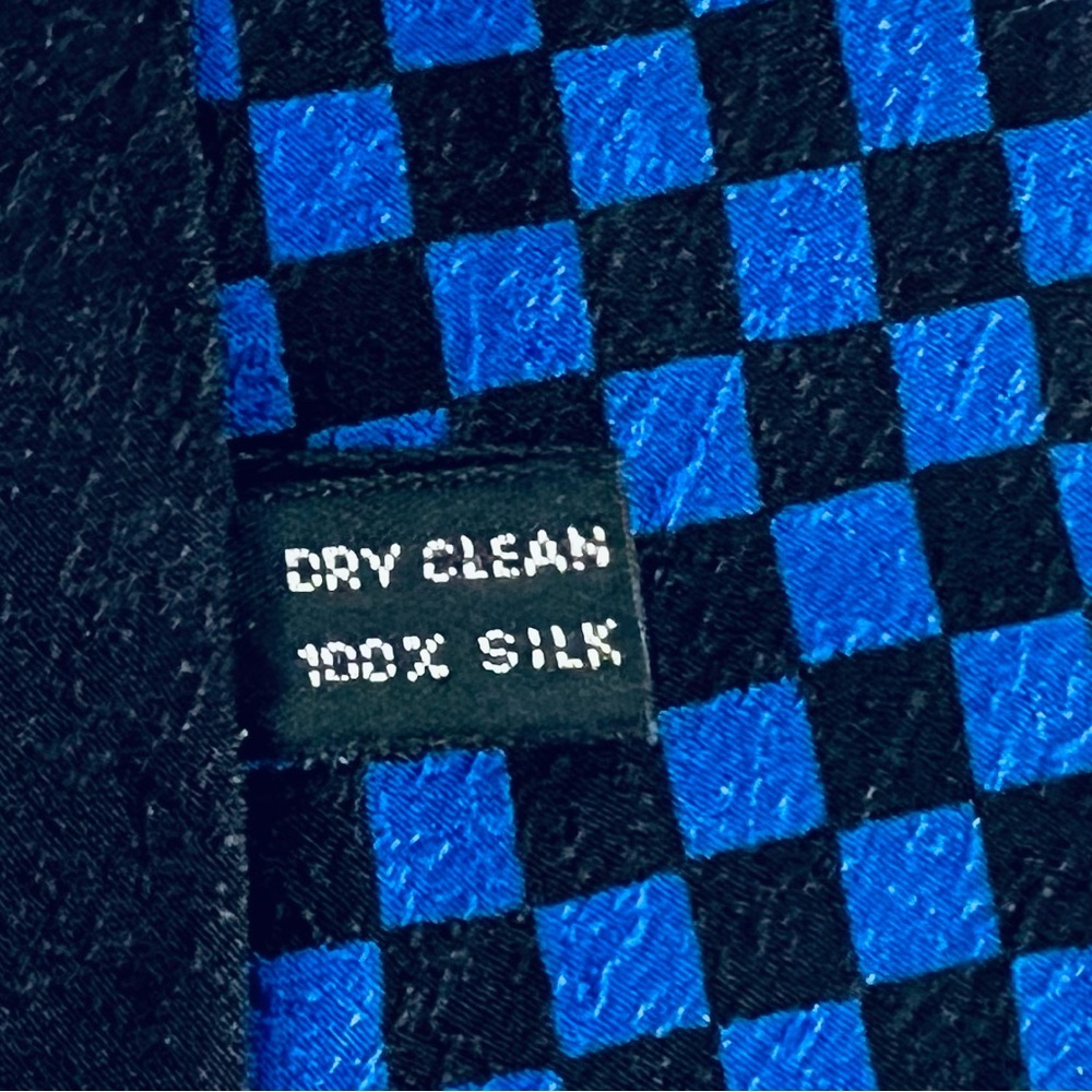 Versace Men’s Tie - Picture 7 of 11